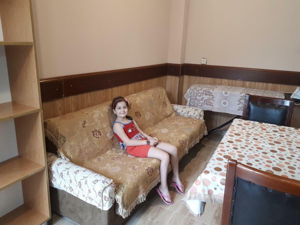 Guest House Roman/โกนิโอ ภายนอก รูปภาพ